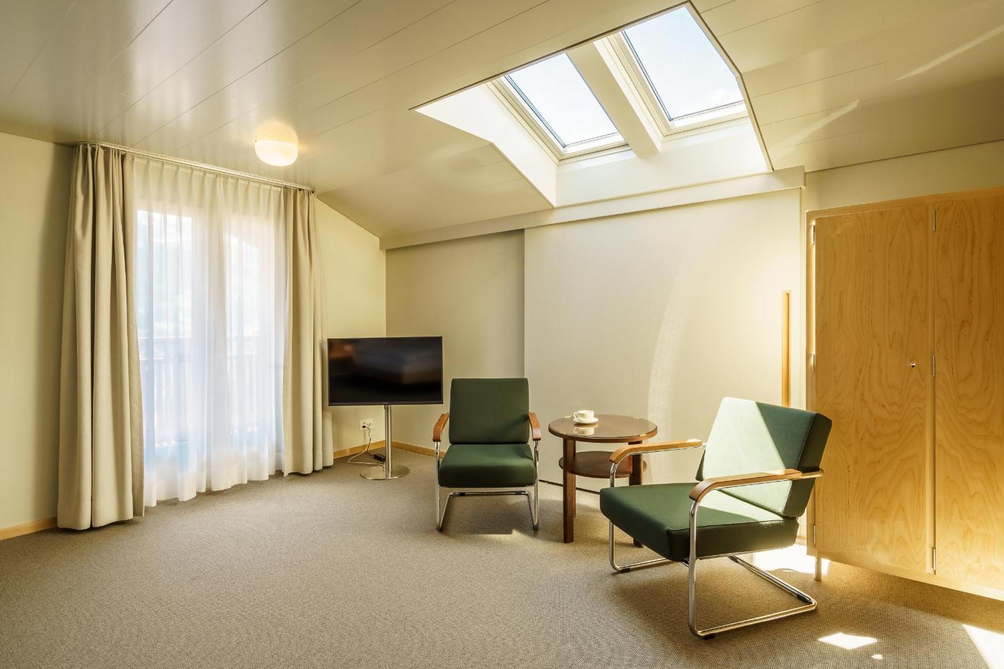 Hotel Alpenruhe - Vintage Design Hotel Wengen Room photo